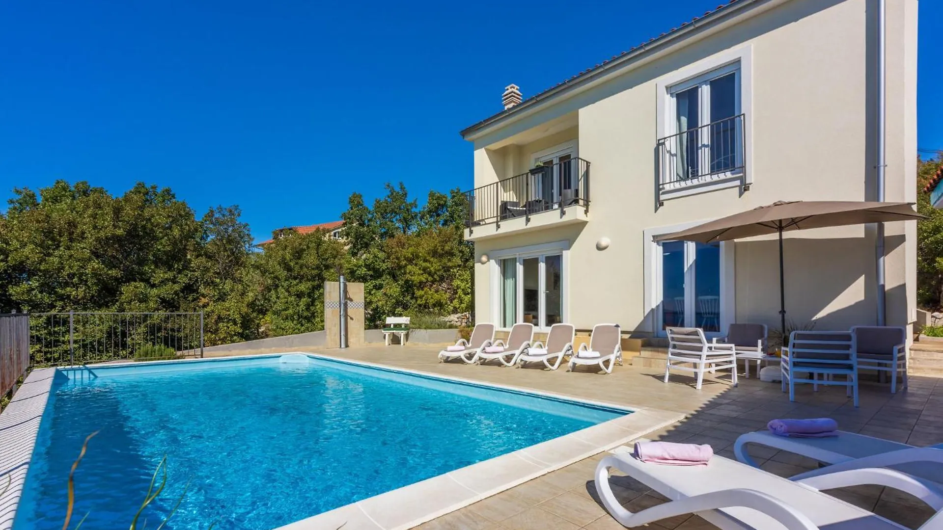 Holiday Home Aqua Smrika